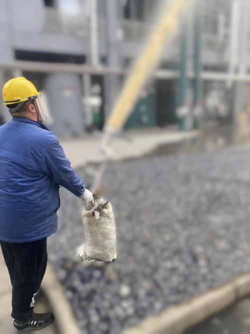 正丹股份積極開展均四甲苯車間火災應急演練，提升安全生產能力